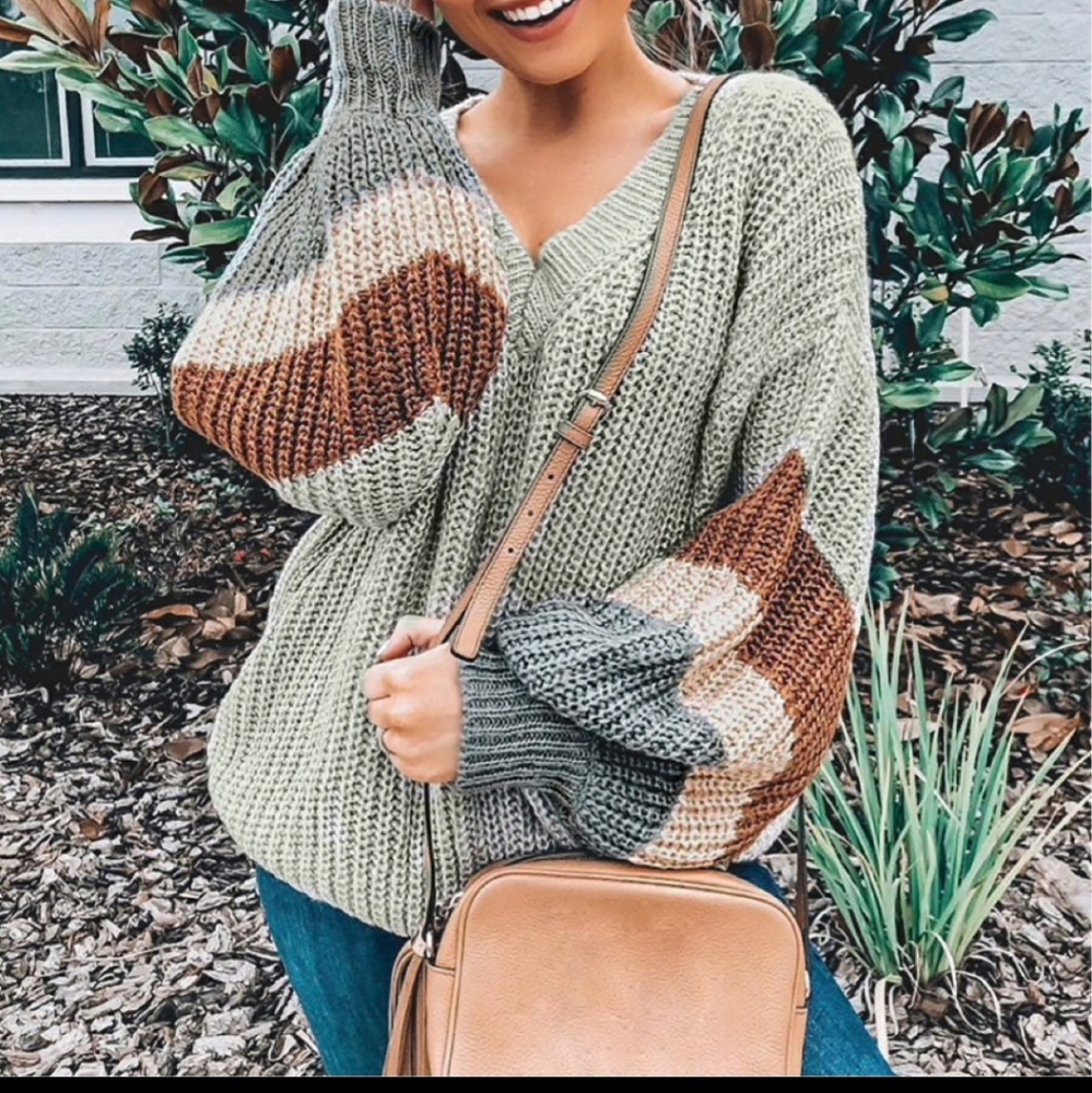 SAGE KNIT SWEATER